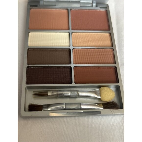Models Prefer palette w/ 2 Blush 6Eyeshadow 8 cream lipsticks #2 nede-red shades - Picture 4 of 12